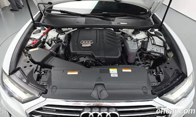 Audi A6 2023 2.0 автомат (гидро), миниатюра 6