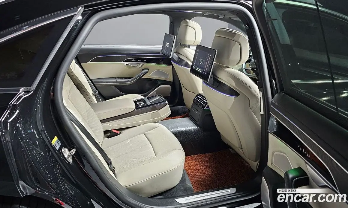 Audi A8 2022 3.0 автомат (гидро), фото 12