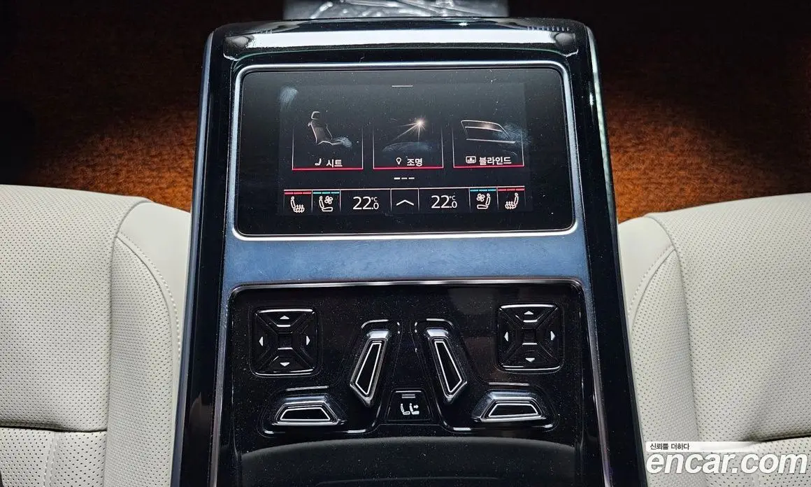 Audi A8 2022 3.0 автомат (гидро), фото 20