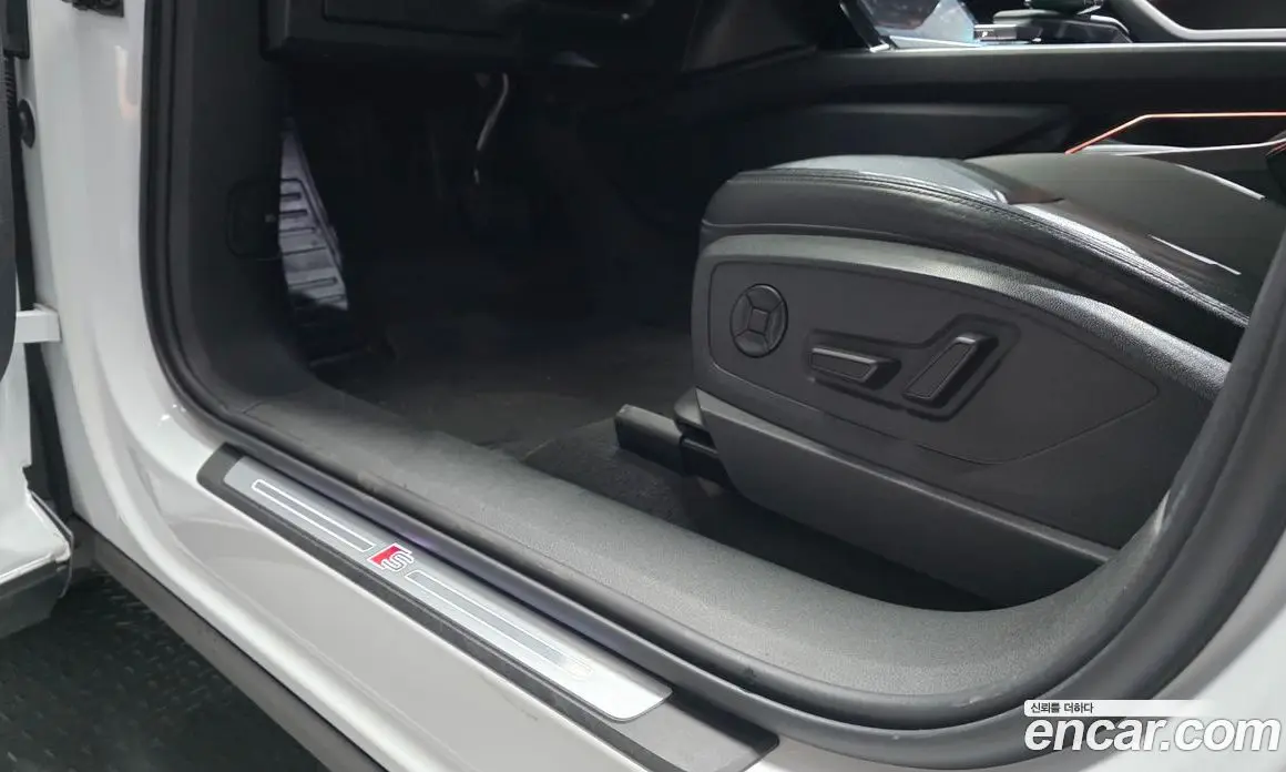 Audi e-tron 2022 0.2 автомат (гидро), фото 35