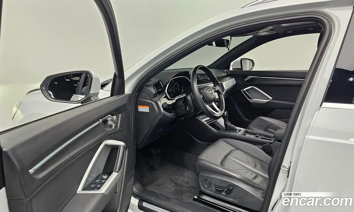 Audi Q3 2022 2.0 автомат (гидро), фото 13