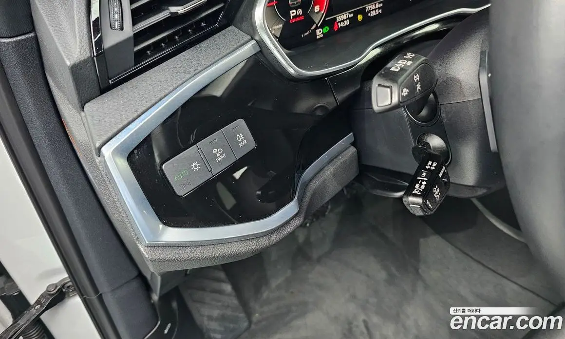 Audi Q3 2022 2.0 автомат (гидро), фото 23