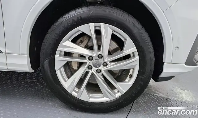 Audi Q7 2021 3.0 автомат (гидро), миниатюра 5