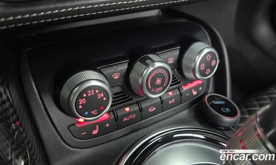 Audi R8 2014 5.2 автомат (гидро), фото 15