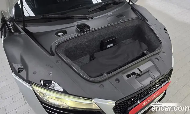 Audi R8 2014 5.2 автомат (гидро), миниатюра 6