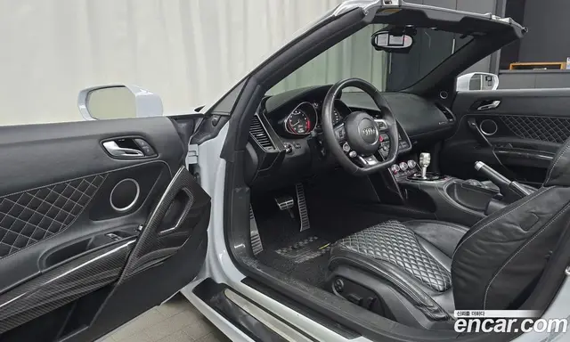 Audi R8 2014 5.2 автомат (гидро), миниатюра 10