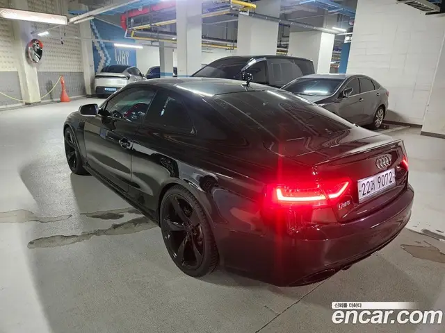 Audi RS5 2013 4.2 автомат (гидро), миниатюра 2