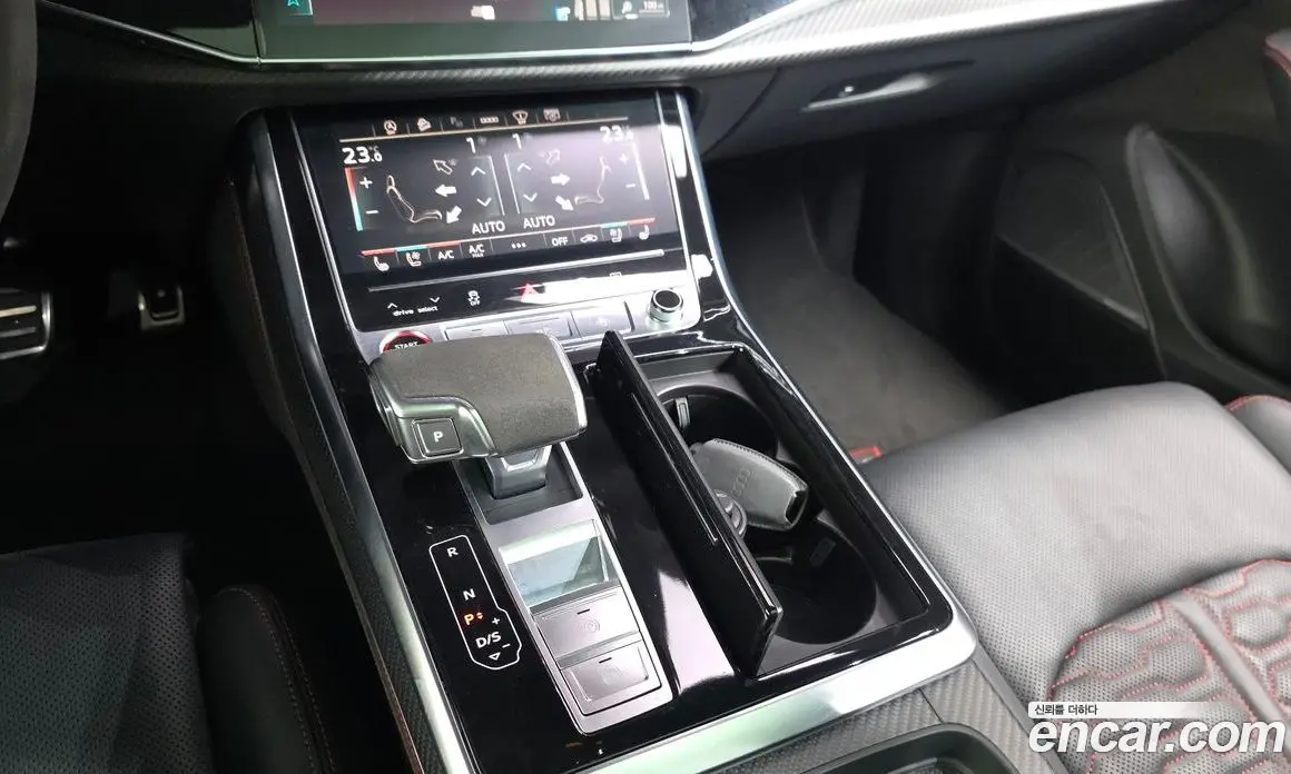 Audi RSQ8 2022 4.0 автомат (гидро), фото 11