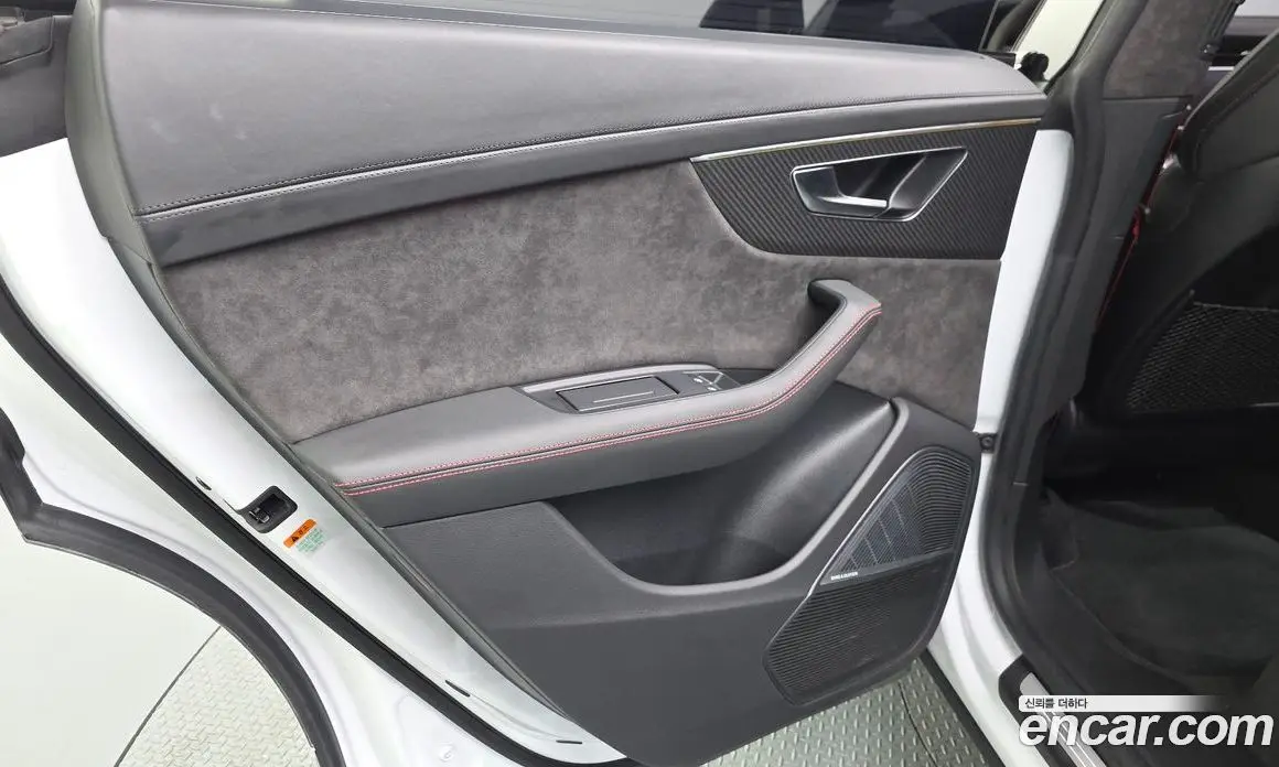 Audi RSQ8 2022 4.0 автомат (гидро), фото 14