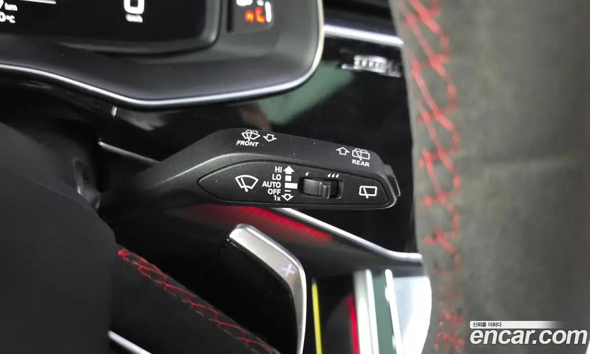 Audi RSQ8 2022 4.0 автомат (гидро), фото 26