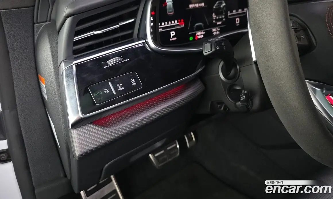 Audi RSQ8 2022 4.0 автомат (гидро), фото 30