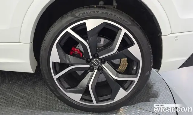 Audi RSQ8 2022 4.0 автомат (гидро), миниатюра 6
