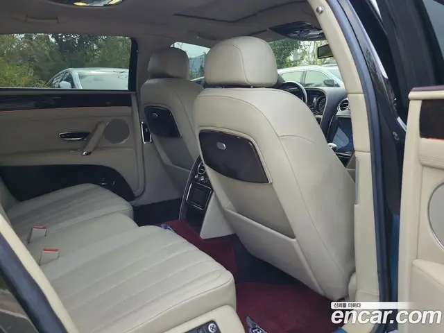 Bentley Flying Spur 2014 4.0 автомат (гидро), миниатюра 9