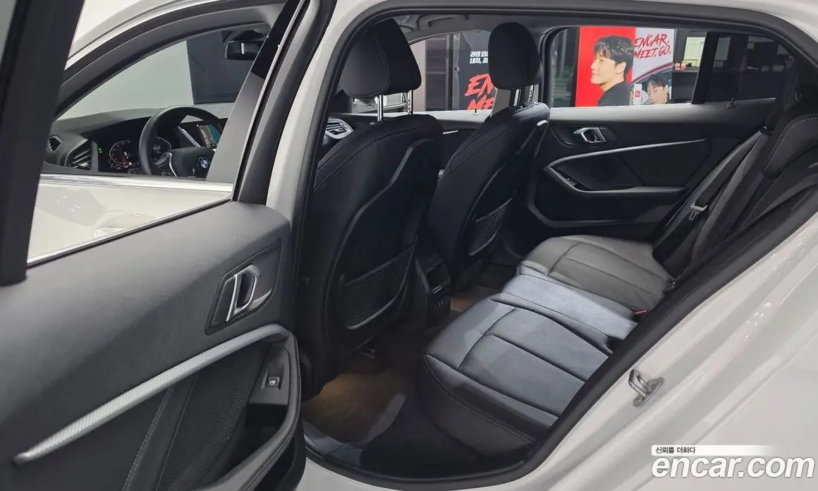 BMW 1 серия 2022 2.0 автомат (гидро), фото 16