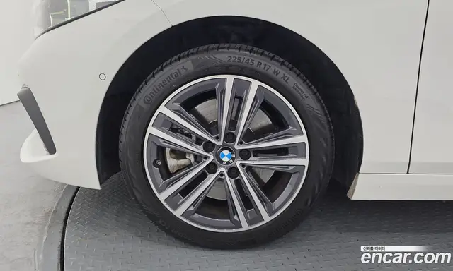 BMW 1 серия 2022 2.0 автомат (гидро), миниатюра 5