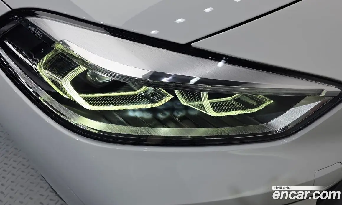 BMW 1 серия 2022 2.0 автомат (гидро), фото 8