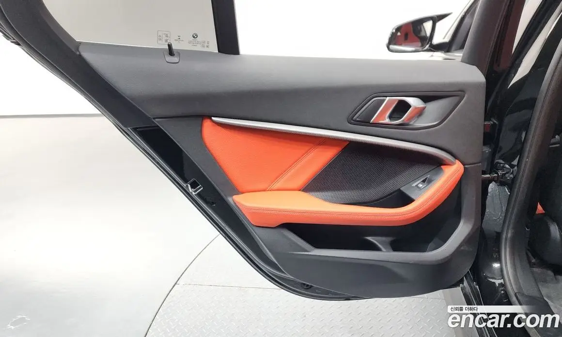 BMW 1 серия 2022 2.0 автомат (гидро), фото 15
