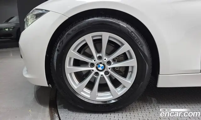 BMW 3 серия 2016 2.0 автомат (гидро), миниатюра 5