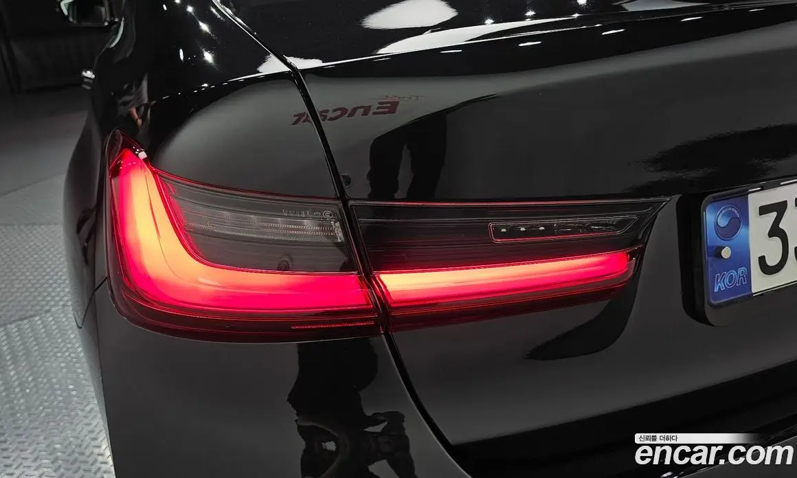 BMW 3 серия 2023 2.0 автомат (гидро), фото 9