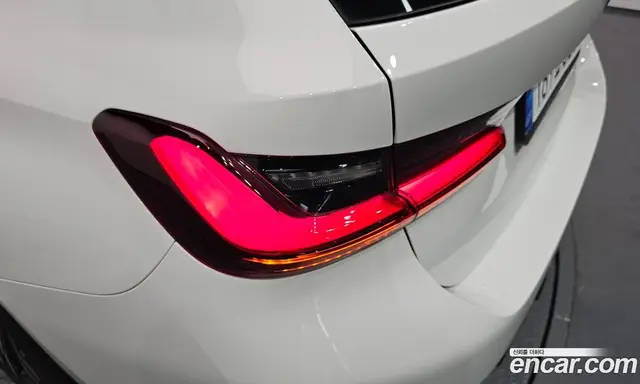 BMW 3 серия 2025 2.0 автомат (гидро), миниатюра 9