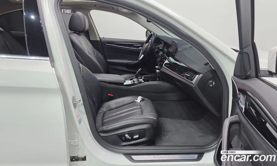 BMW 5 серия 2019 2.0 автомат (гидро), фото 17