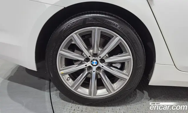 BMW 5 серия 2019 2.0 автомат (гидро), миниатюра 5