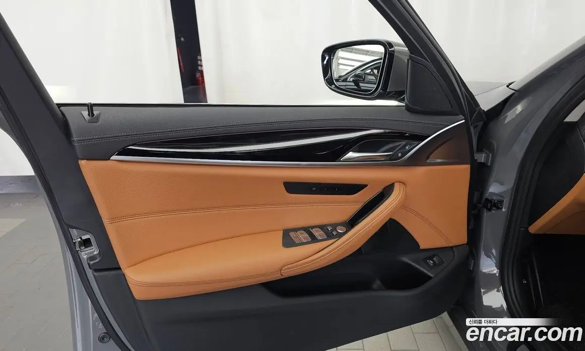 BMW 5 серия 2021 2.0 автомат (гидро), фото 14