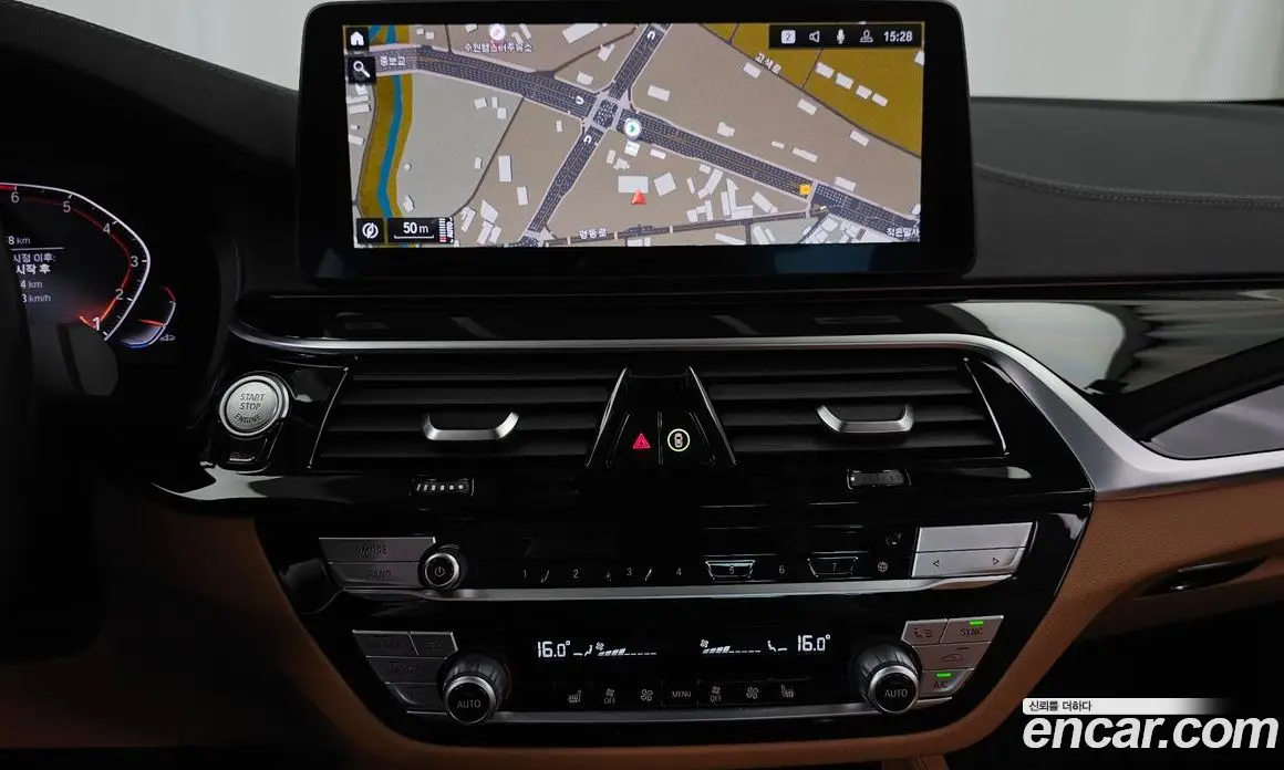 BMW 5 серия 2021 2.0 автомат (гидро), фото 20