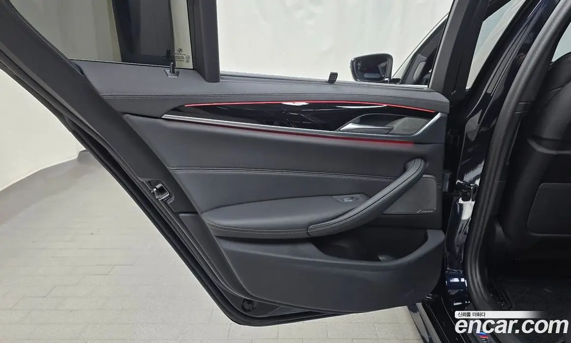 BMW 5 серия 2023 2.0 автомат (гидро), фото 15
