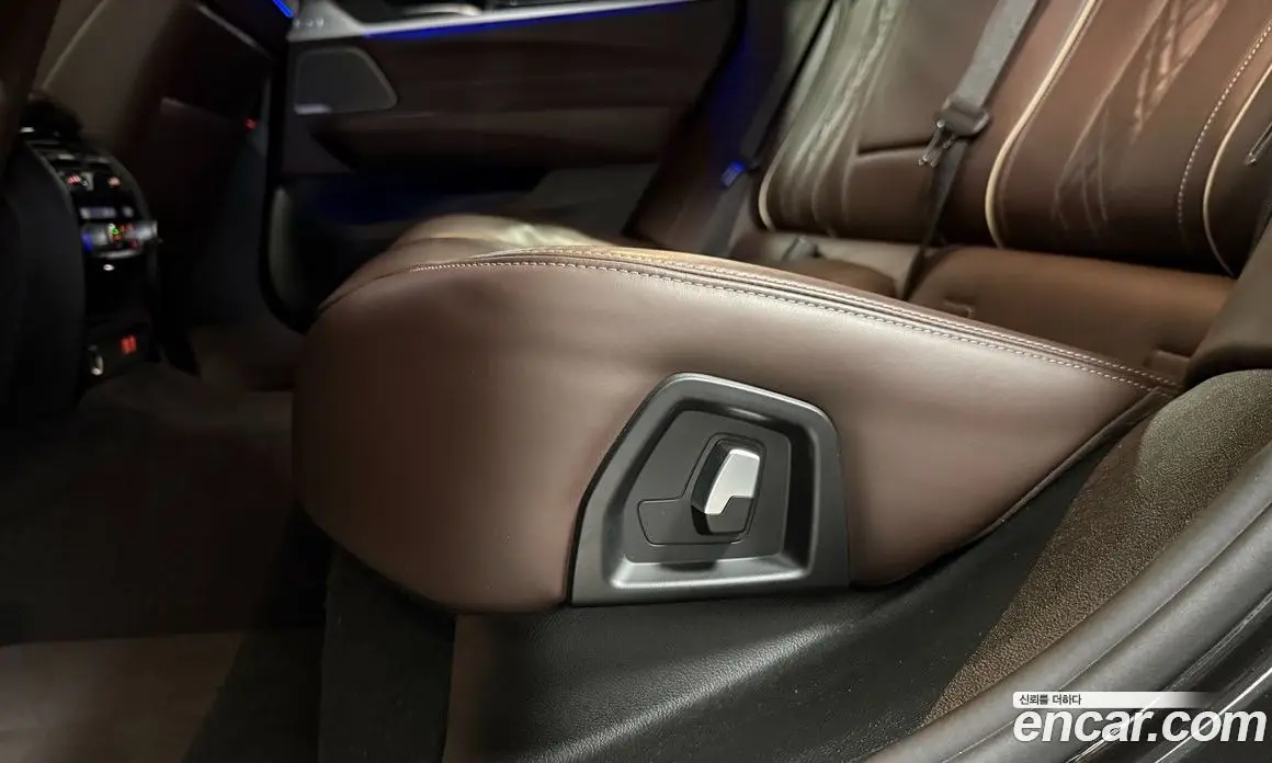 BMW 6 серия 2023 3.0 автомат (гидро), фото 17