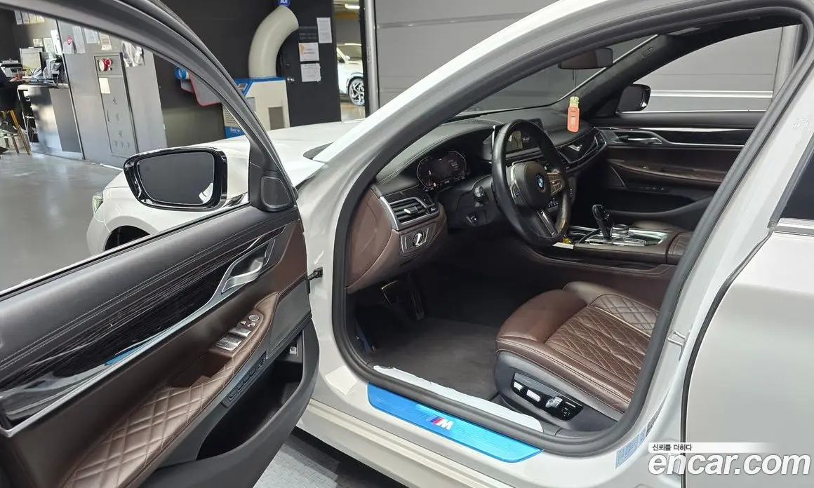 BMW 7 серия 2021 3.0 автомат (гидро), фото 13