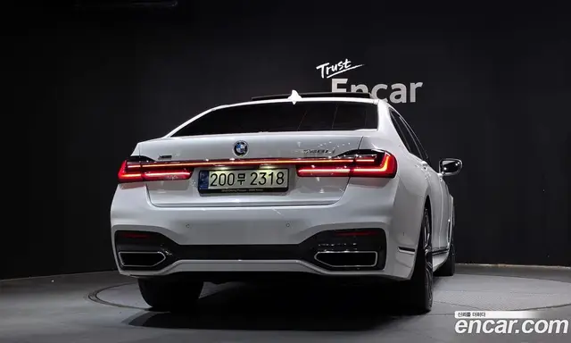 BMW 7 серия 2021 3.0 автомат (гидро), миниатюра 4