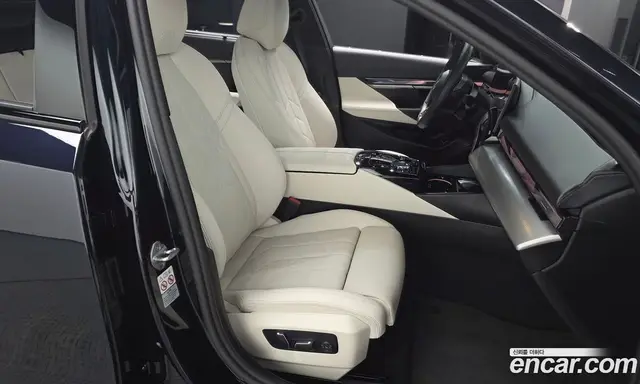 BMW i5 2025 0.2 автомат (гидро), миниатюра 9