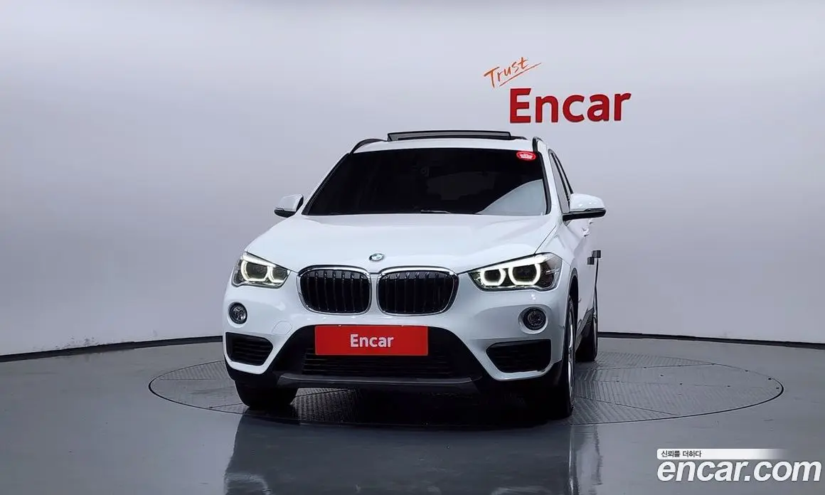 BMW X1 2017 2.0 автомат (гидро), фото 3