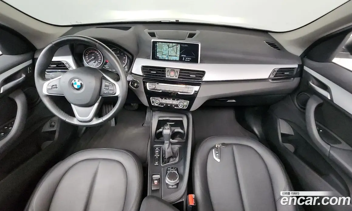 BMW X1 2017 2.0 автомат (гидро), фото 7