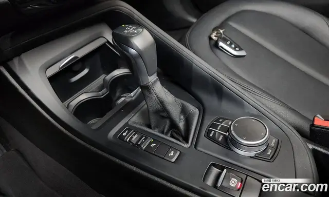 BMW X1 2017 2.0 автомат (гидро), миниатюра 9