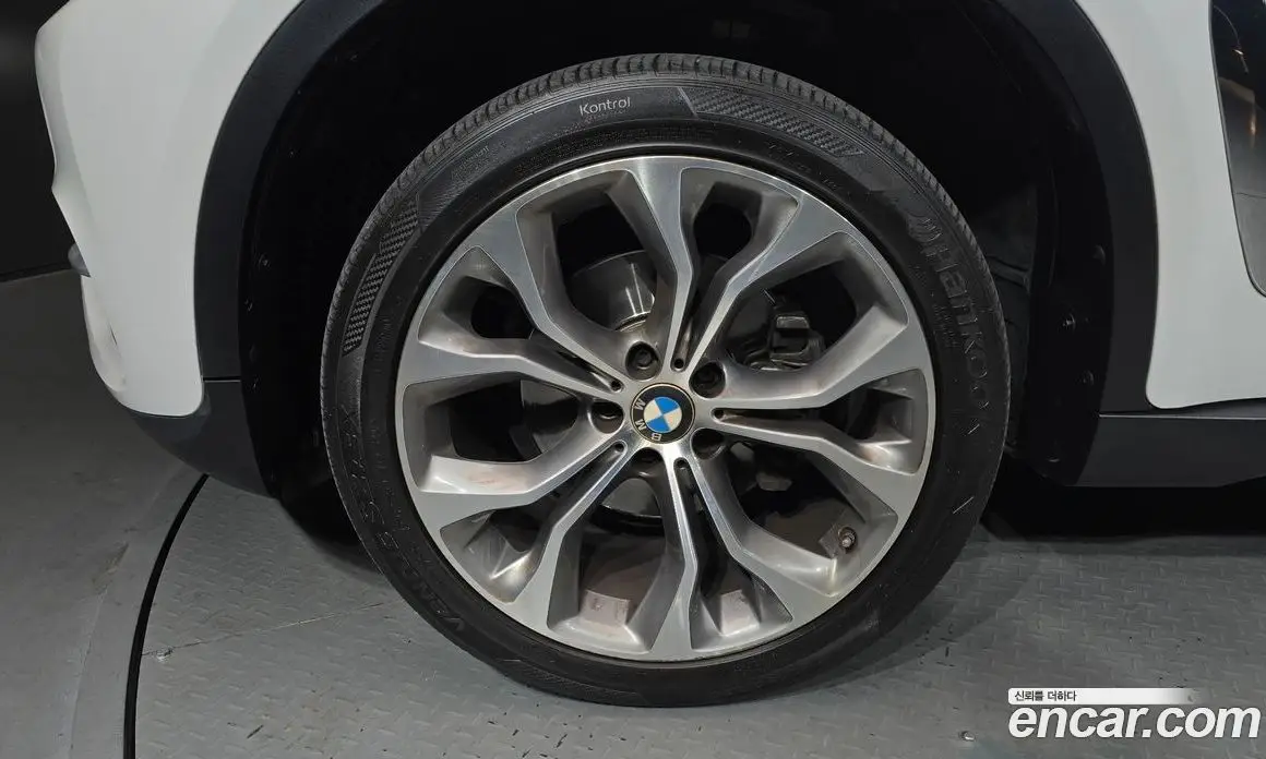 BMW X6 2019 3.0 автомат (гидро), фото 5