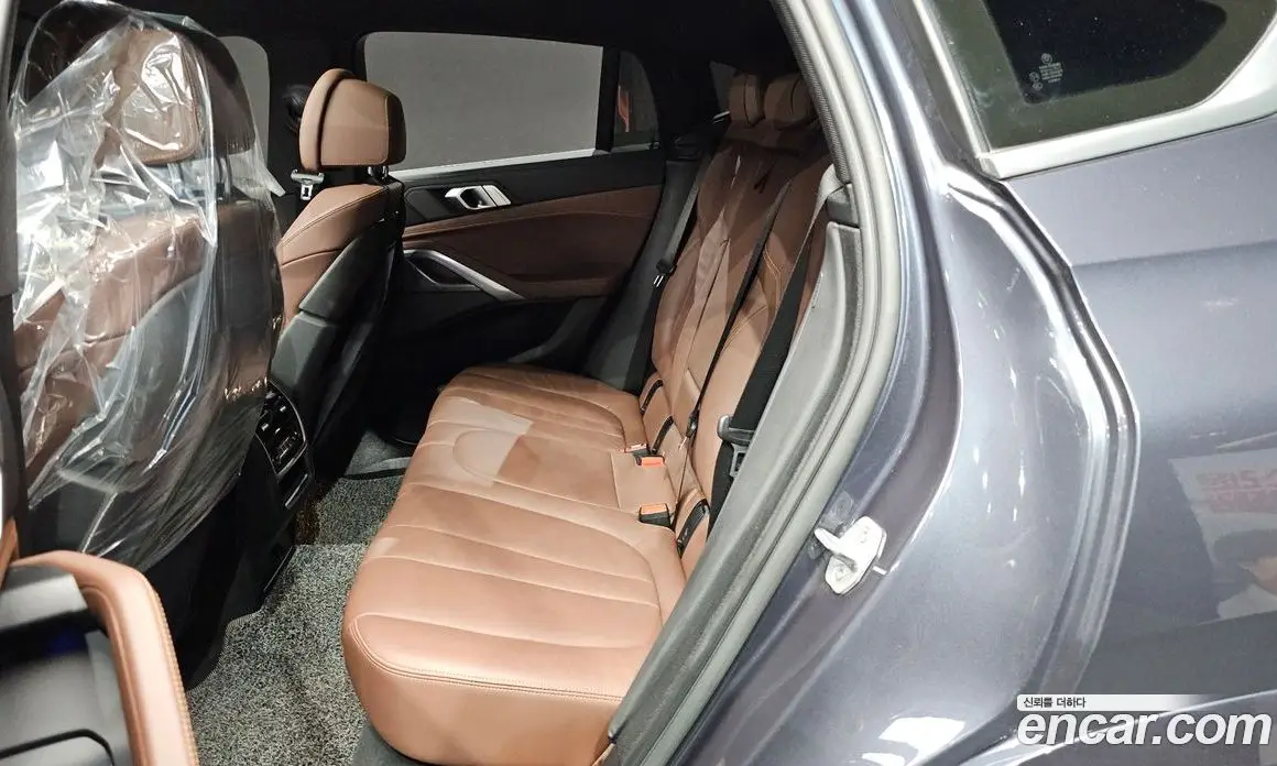 BMW X6 2021 3.0 автомат (гидро), фото 16