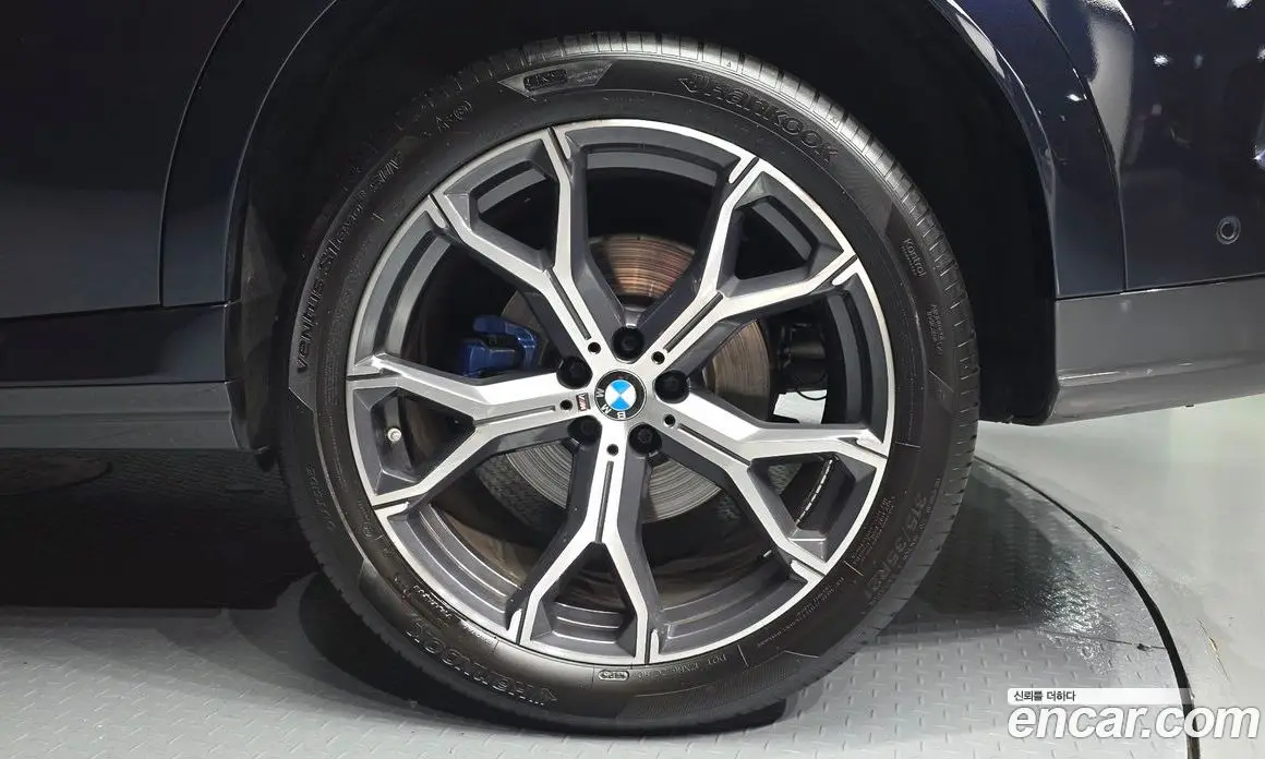 BMW X6 2021 3.0 автомат (гидро), фото 7
