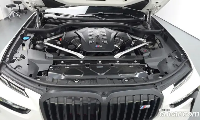 BMW X7 2024 4.4 автомат (гидро), миниатюра 6