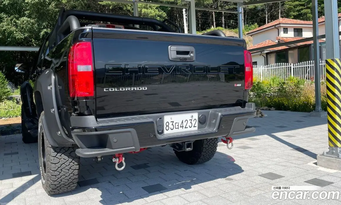 Chevrolet Colorado 2022 3.6 автомат (гидро), фото 4