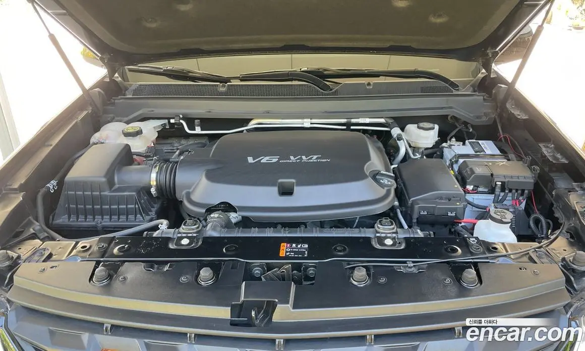Chevrolet Colorado 2022 3.6 автомат (гидро), фото 6