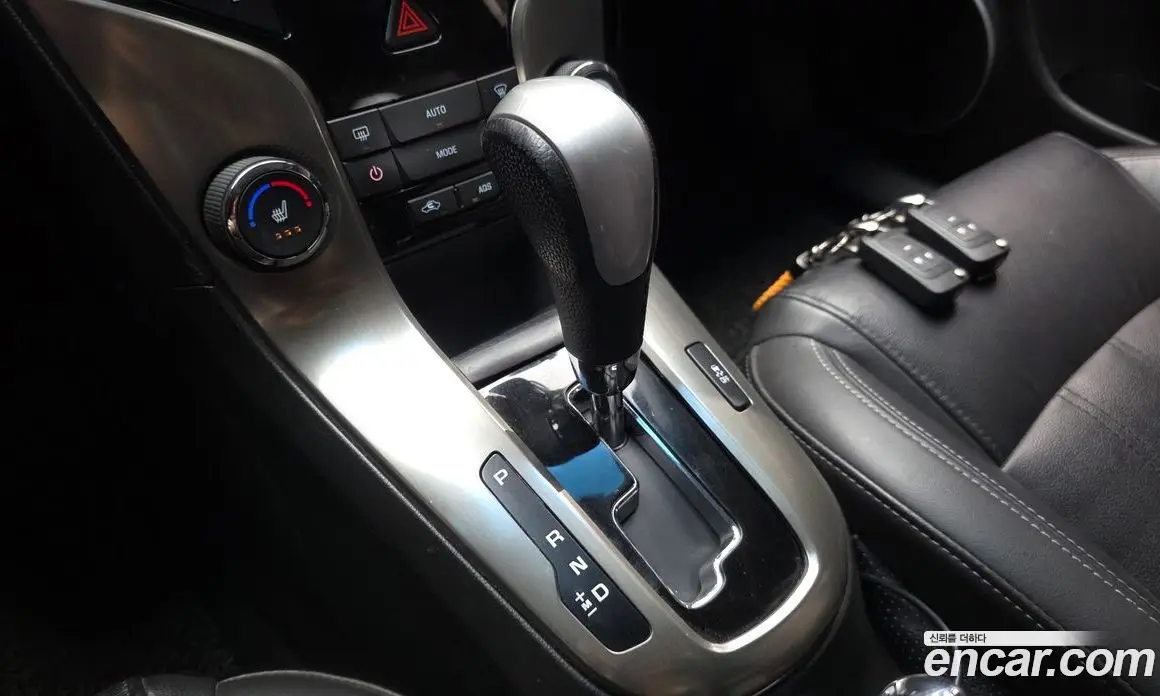 Chevrolet Cruze 2013 1.8 автомат (гидро), фото 12