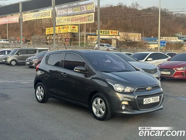 Chevrolet Spark 2016 1.0 автомат (робот), миниатюра 2