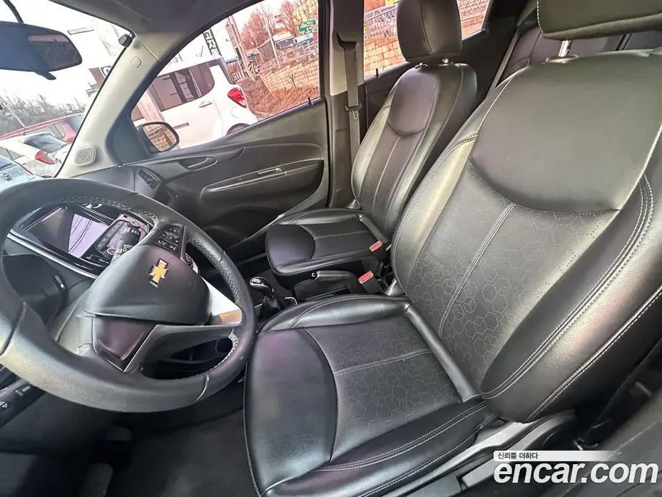 Chevrolet Spark 2016 1.0 автомат (робот), фото 7