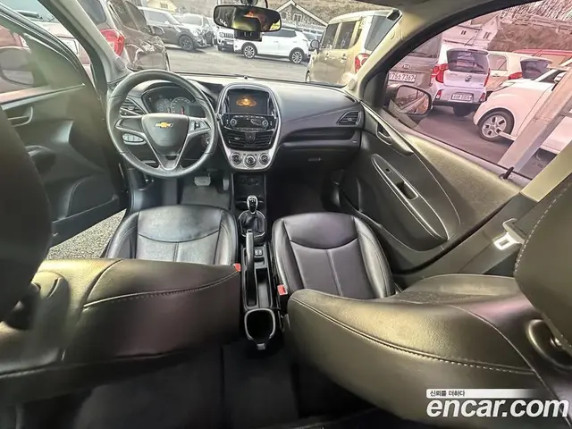 Chevrolet Spark 2016 1.0 автомат (робот), миниатюра 9
