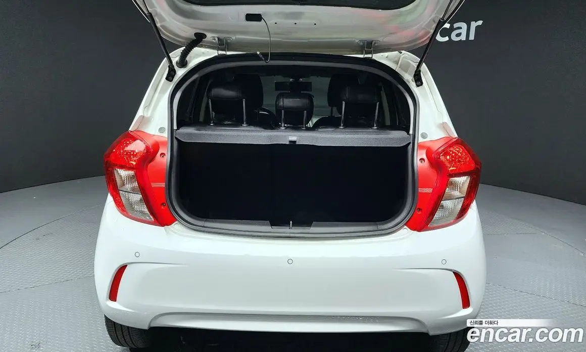 Chevrolet Spark 2016 1.0 автомат (гидро), фото 20