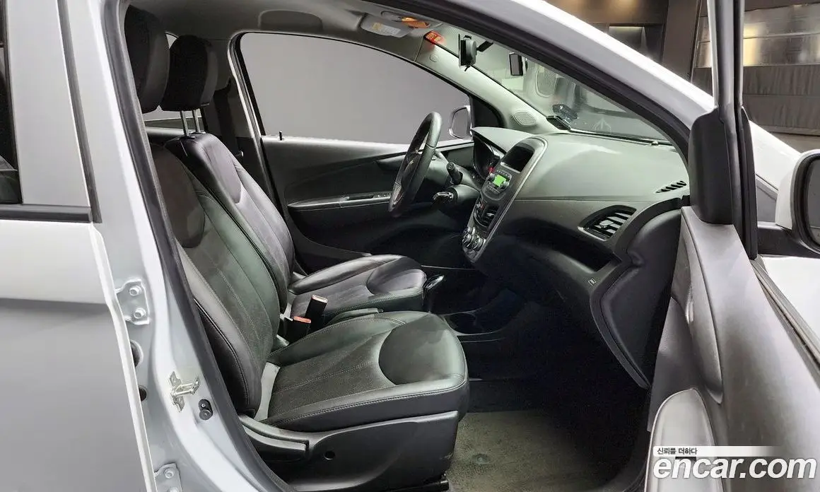 Chevrolet Spark 2016 1.0 автомат (гидро), фото 10