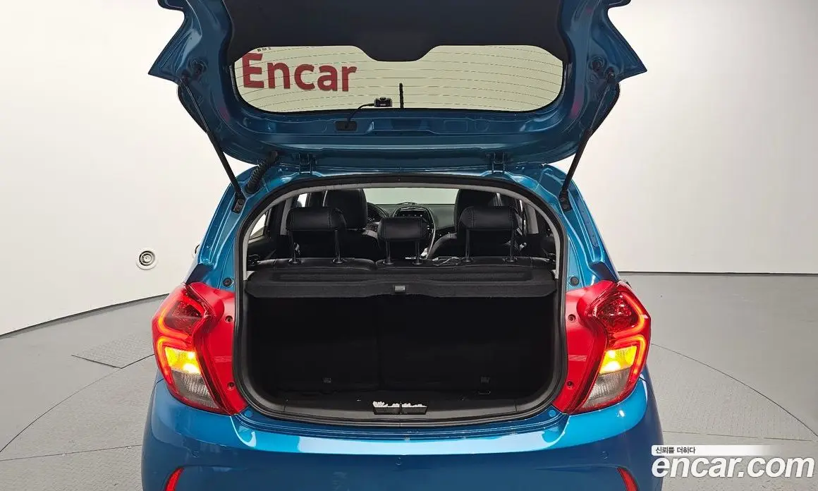 Chevrolet Spark 2019 1.0 автомат (гидро), фото 26