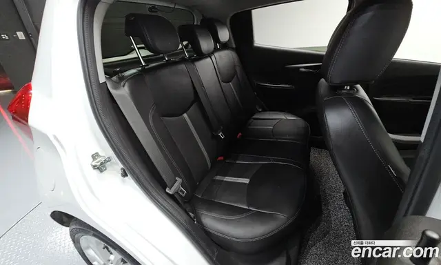 Chevrolet Spark 2021 1.0 автомат (гидро), миниатюра 11